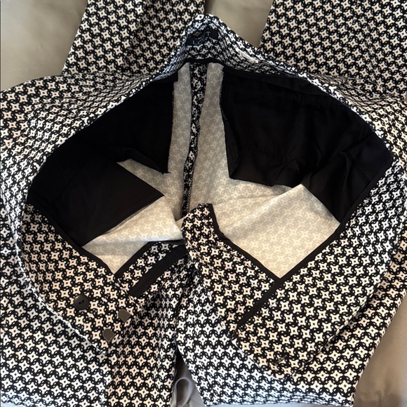 Sz6 ladies Ann Taylor/lLoft Julie Skinny ankle pants black/white NWOT - Picture 8 of 8